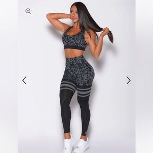 Bombshell Sportswear set